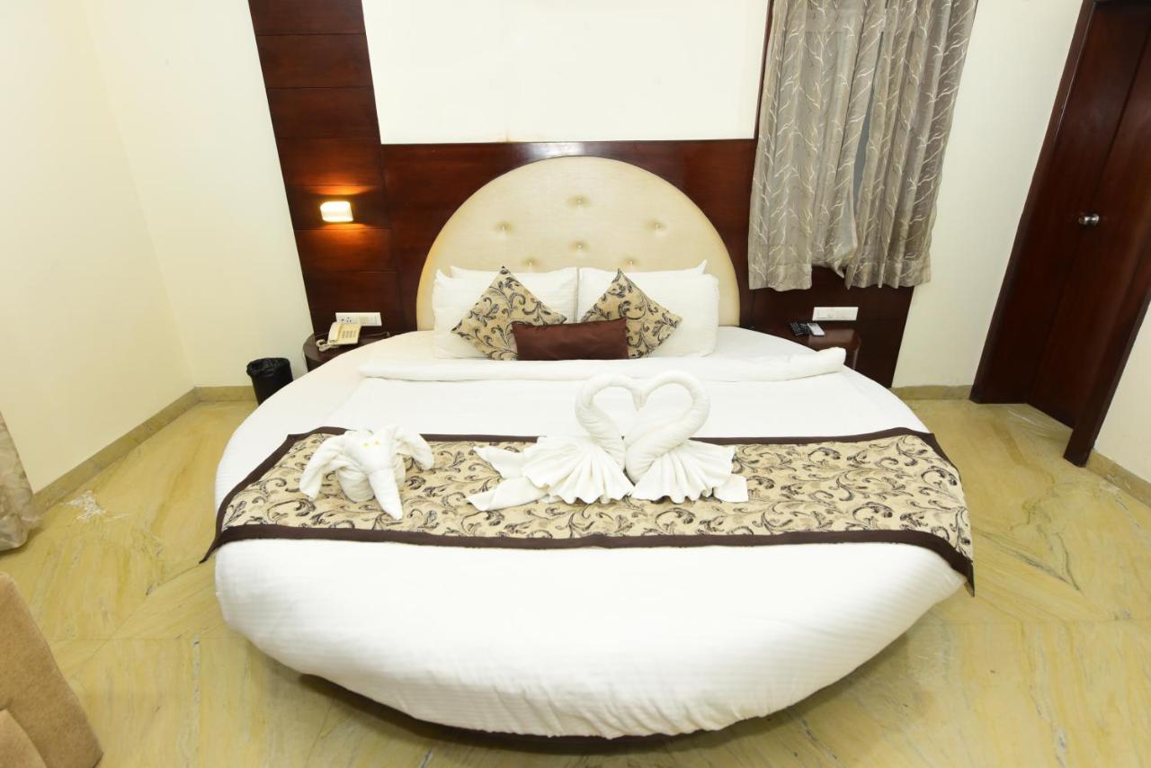 Hotel Yois Udajpur Exteriér fotografie